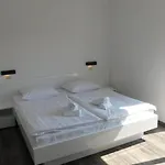 Luxury Pool By Guide