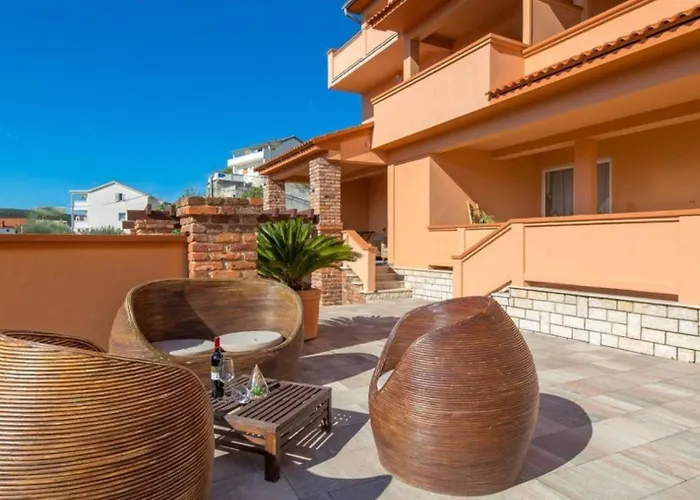 Luxury Pool By Guide Apartament *